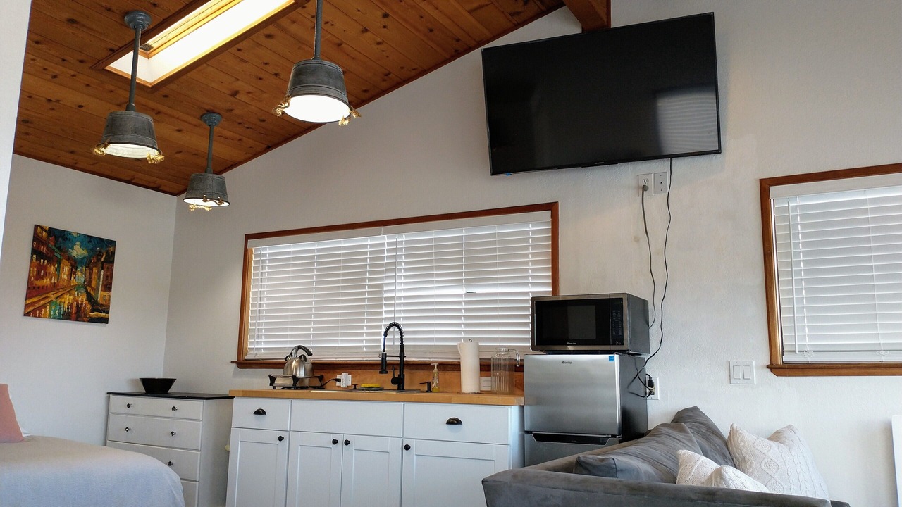 Photo of Bedroom in Baywood-Los Osos