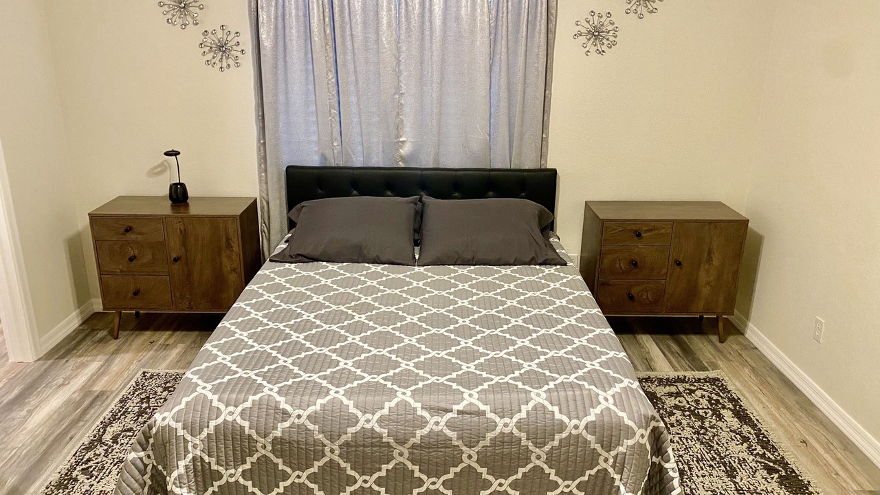 Photo of Bedroom in Holiday Shores