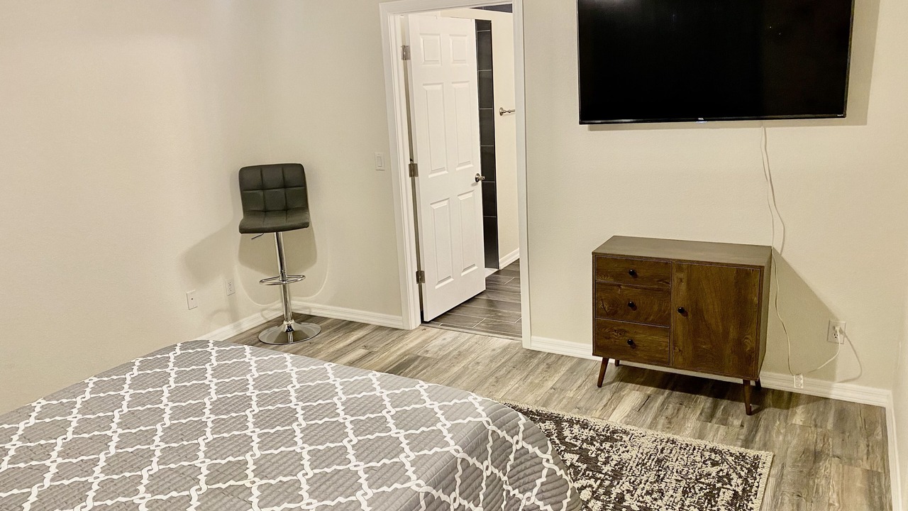 Photo of Bedroom in Holiday Shores