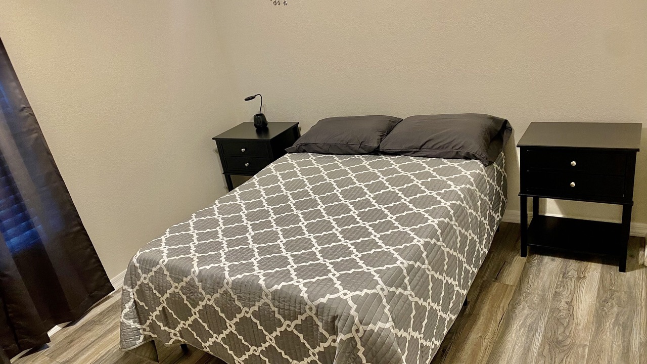Photo of Bedroom in Holiday Shores