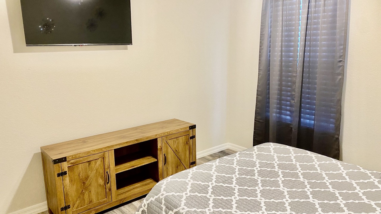 Photo of Bedroom in Holiday Shores