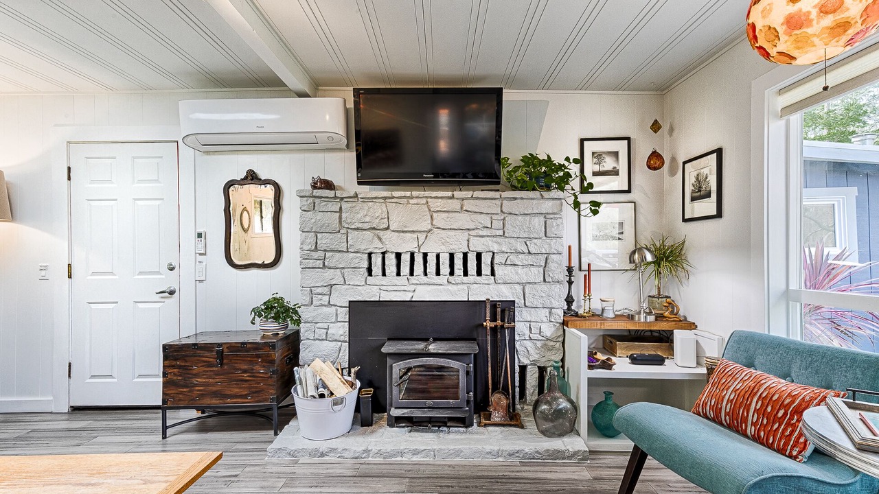 Photo of Livingroom in Duncans Mills