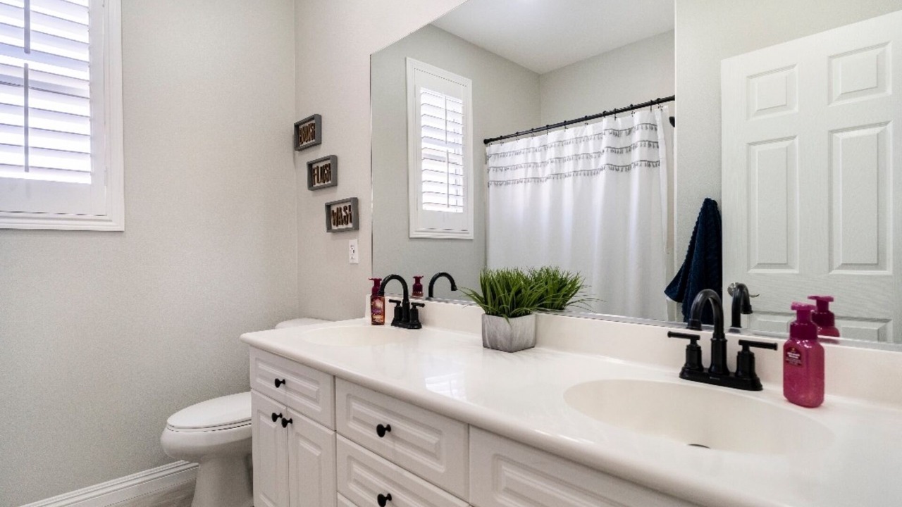 Photo of Bathroom in Indio