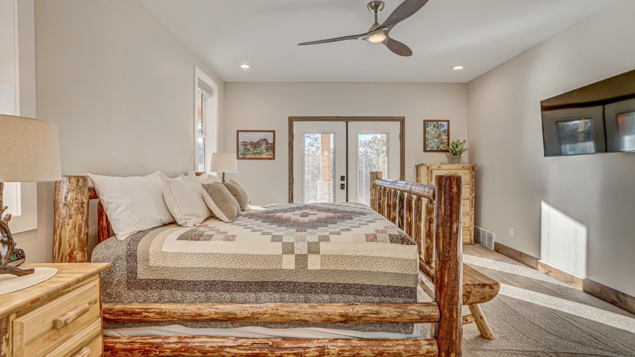 Photo of Bedroom in Zion National Park East Entrance