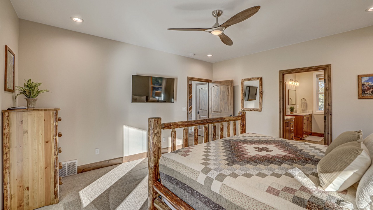 Photo of Bedroom in Zion National Park East Entrance