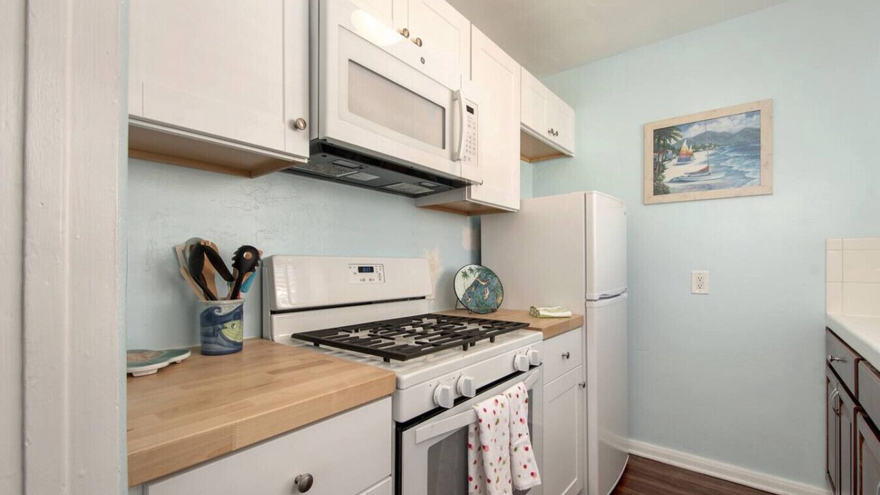 Photo of Kitchen in Mission Beach