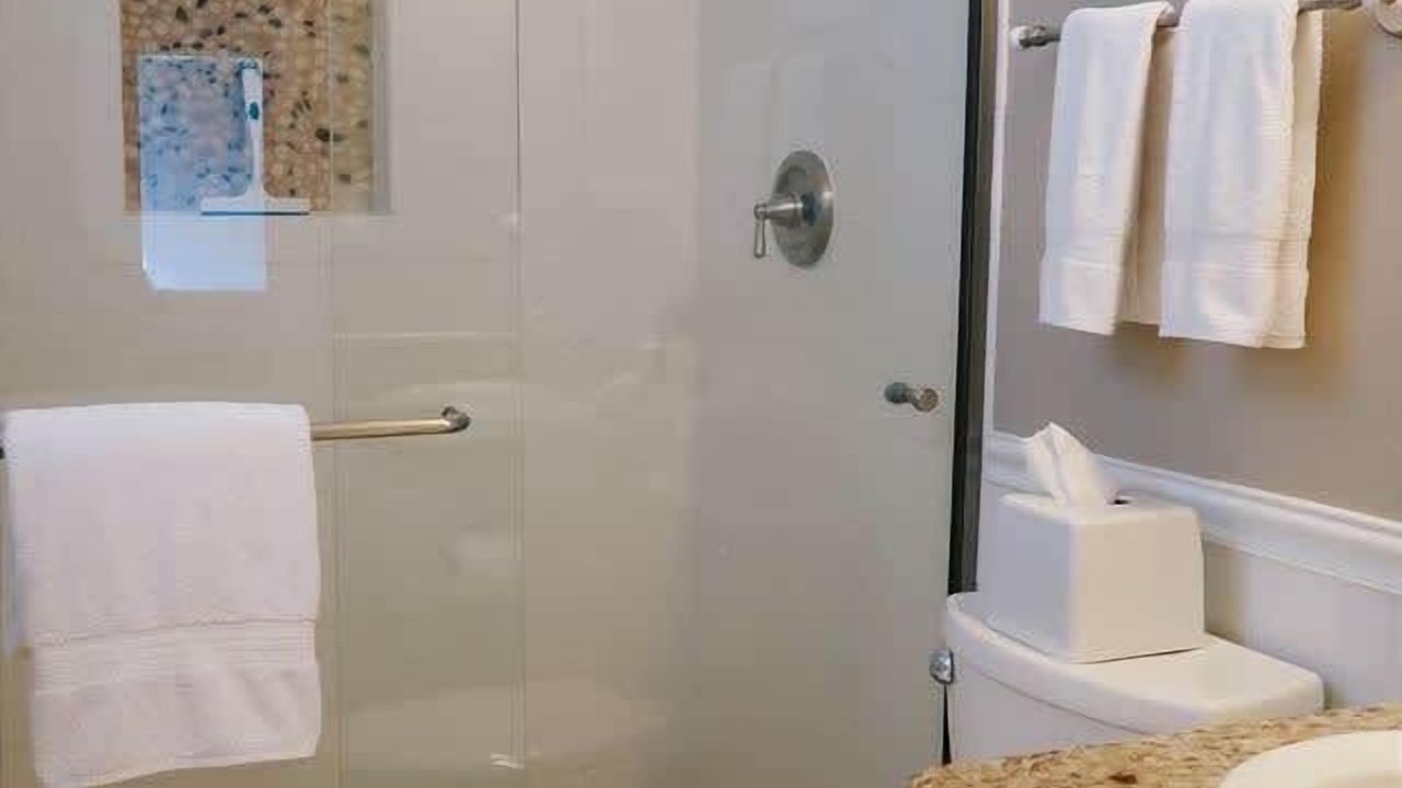 Photo of Bathroom in Baywood-Los Osos