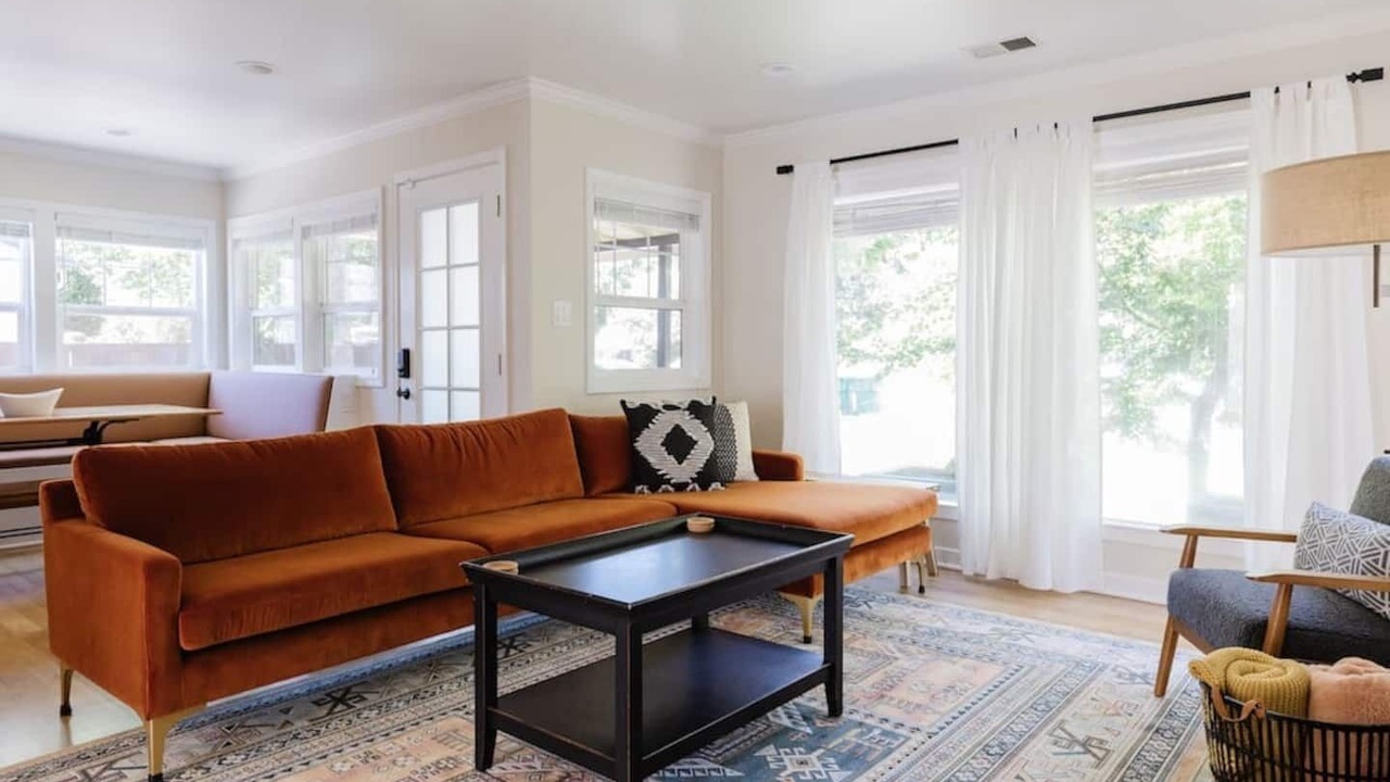 Photo of Livingroom in Chico