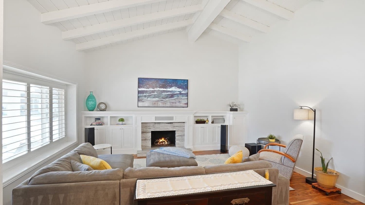 Photo of Livingroom in Huntington Beach