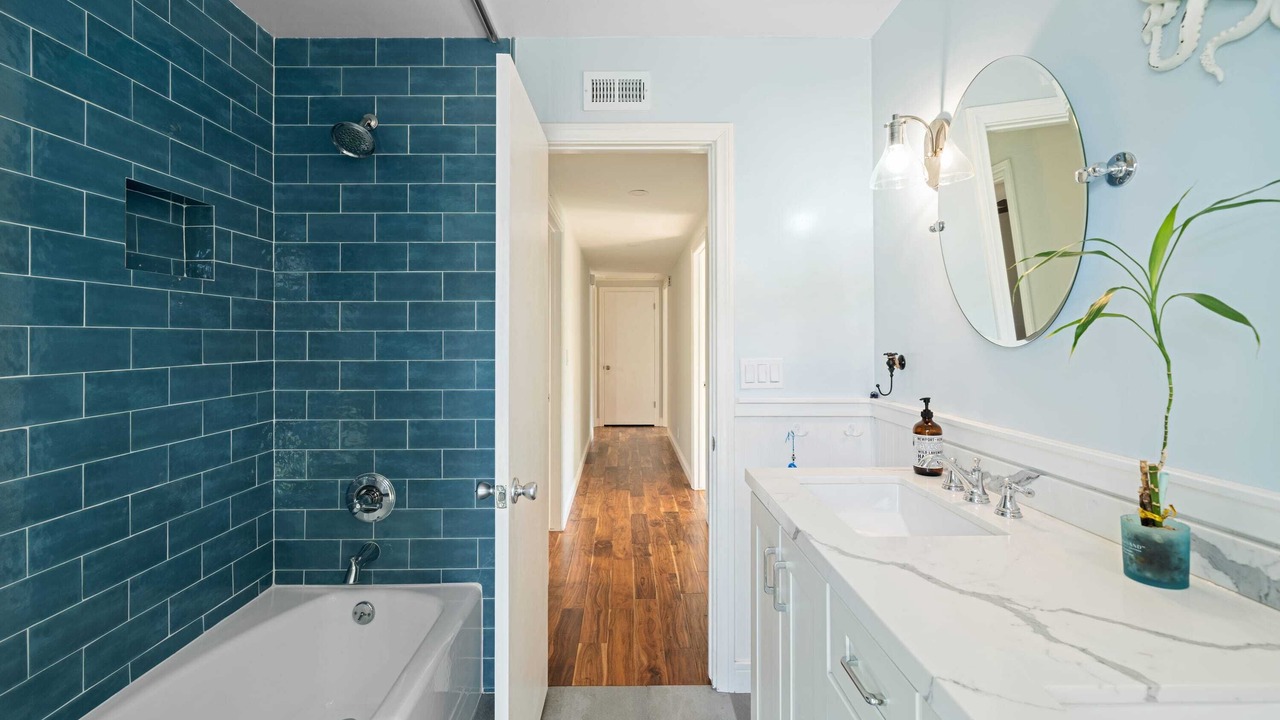 Photo of Bathroom in Huntington Beach