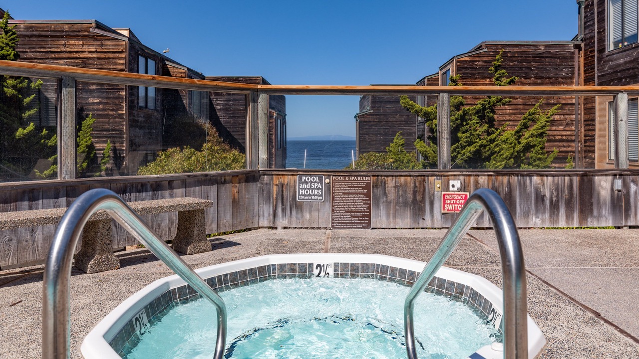 Photo of Outdoor in Monterey