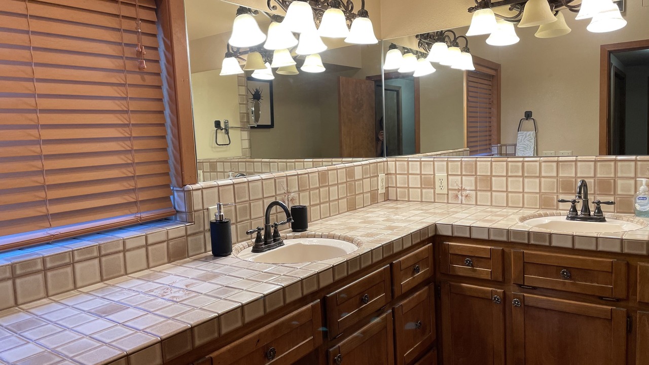 Photo of Bathroom in Lakehead