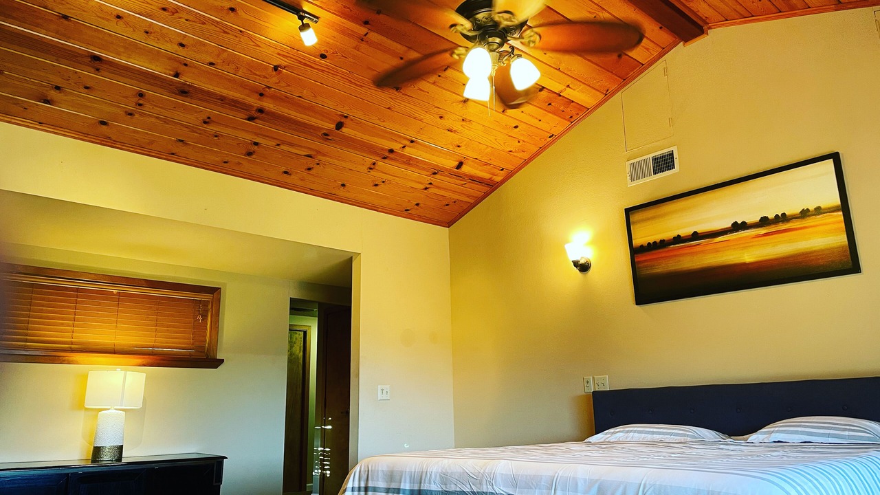Photo of Bedroom in Lakehead