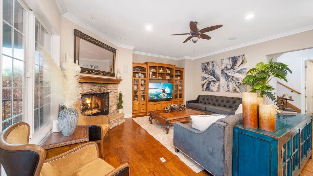 Photo of Livingroom in Murrieta