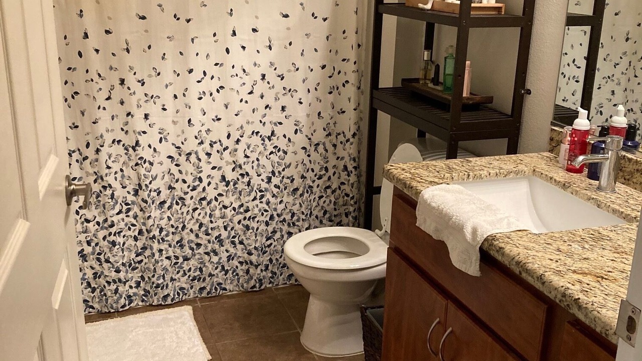 Photo of Bathroom in Mission Hills
