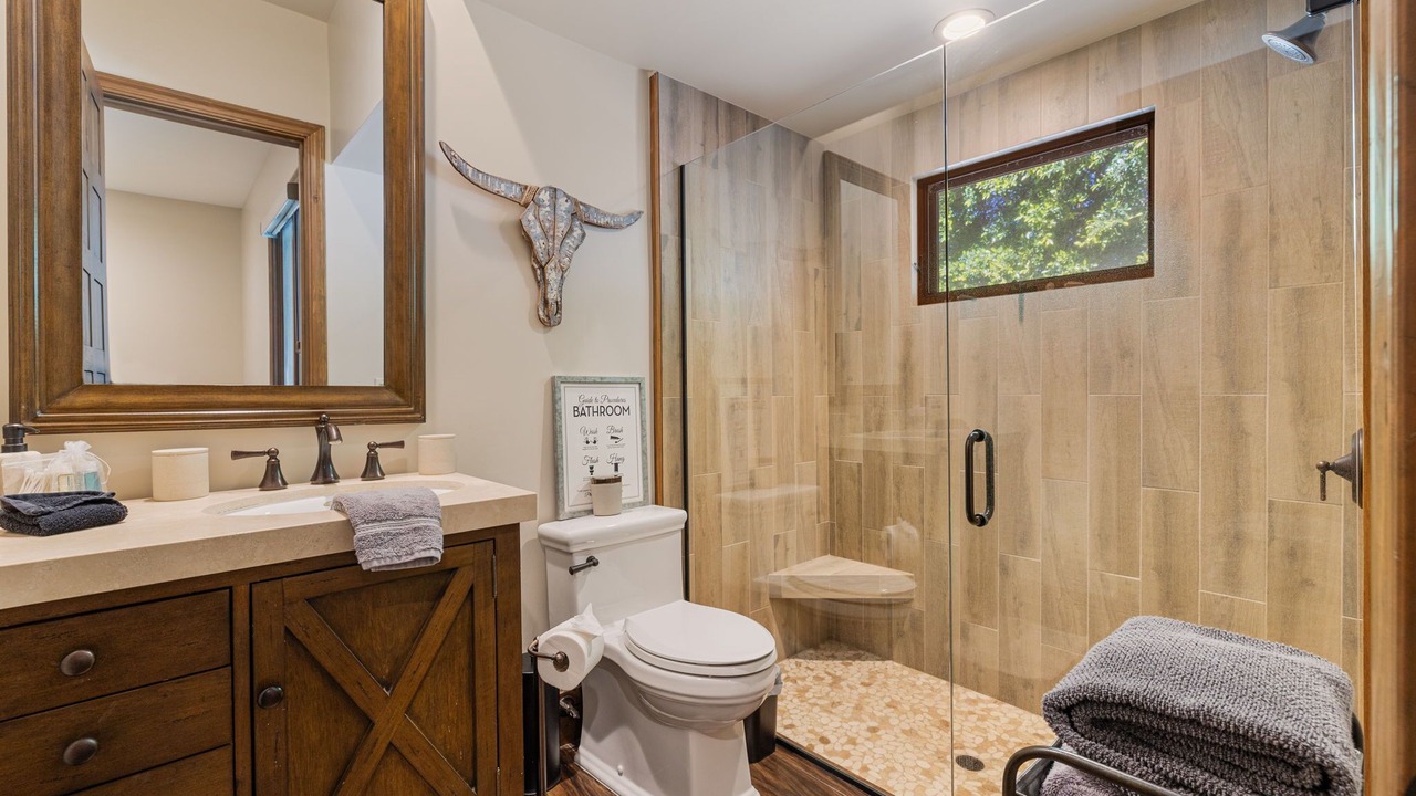 Photo of Bathroom in Bermuda Dunes