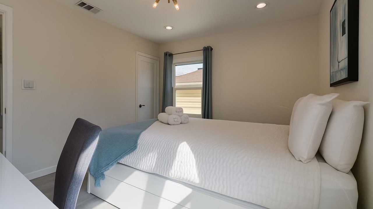 Photo of Bedroom in Sunnyvale West