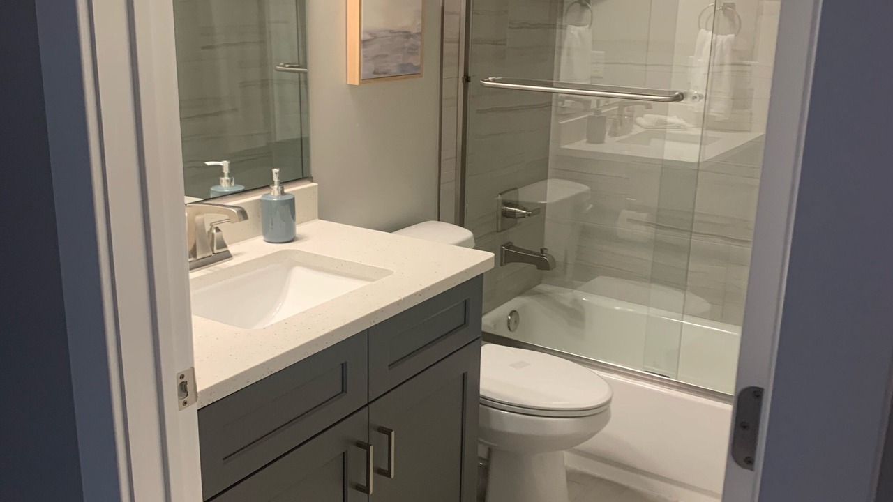 Photo of Bathroom in Hurricane