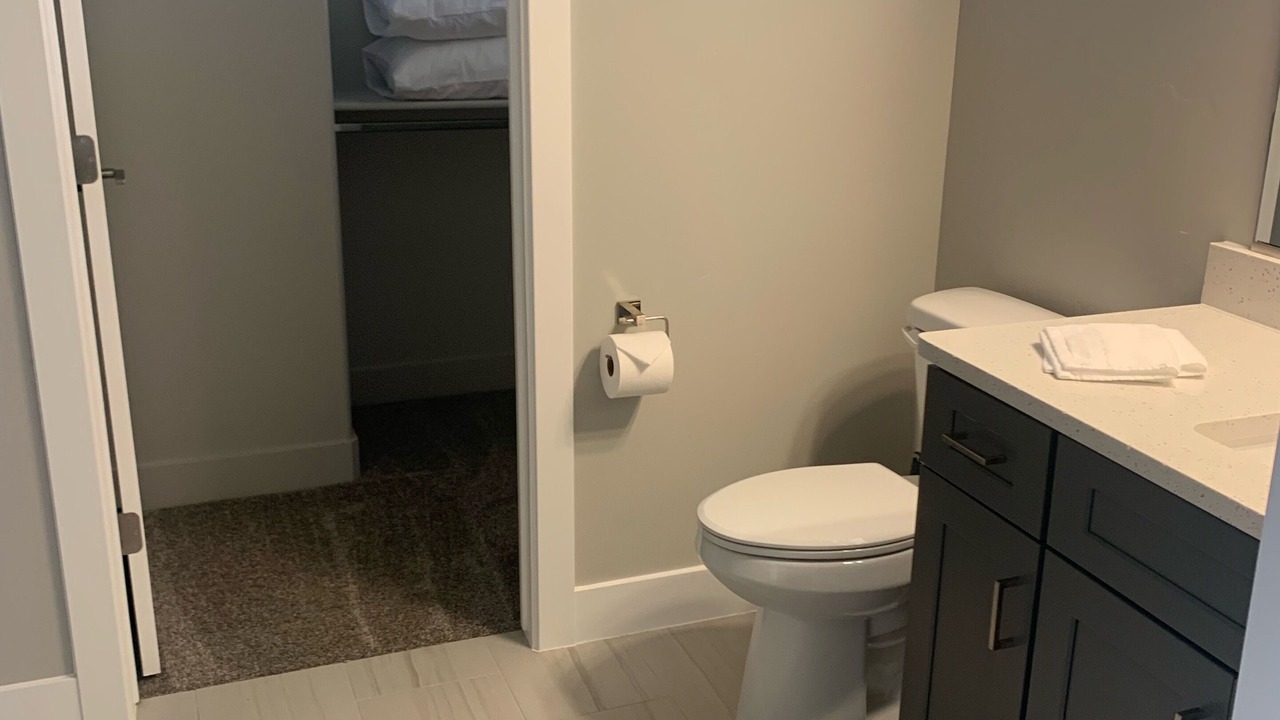 Photo of Bathroom in Hurricane