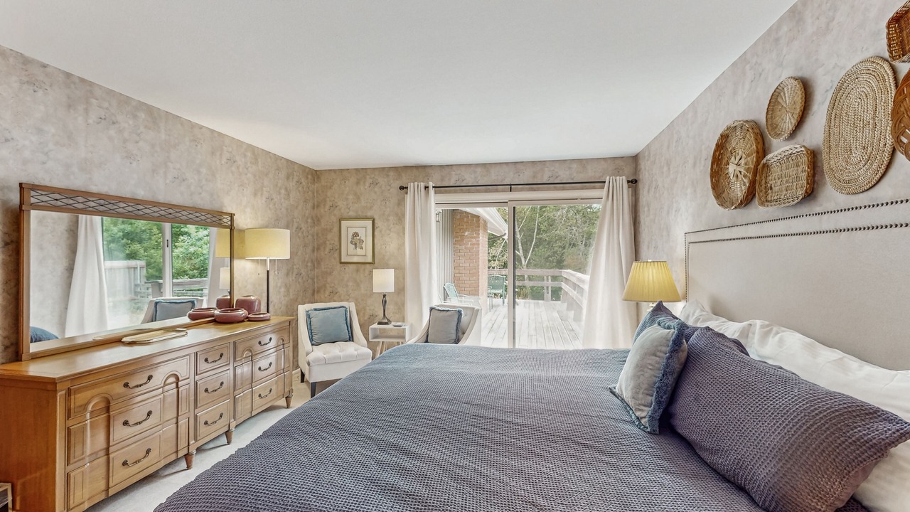 Photo of Bedroom in Jacoby Creek