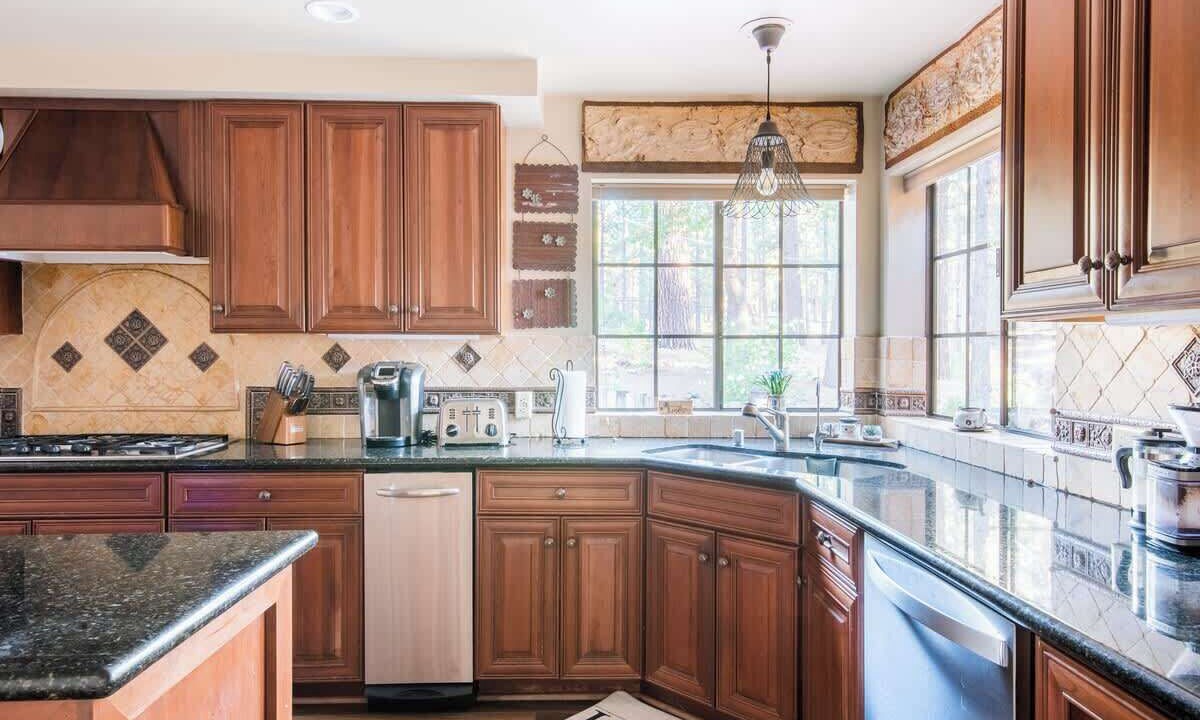 Photo of Kitchen in Summit Estates