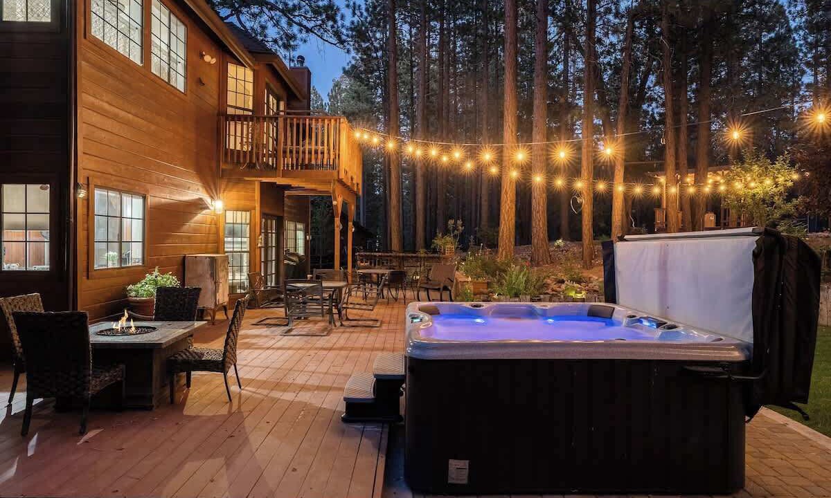Photo of Outdoor in Summit Estates