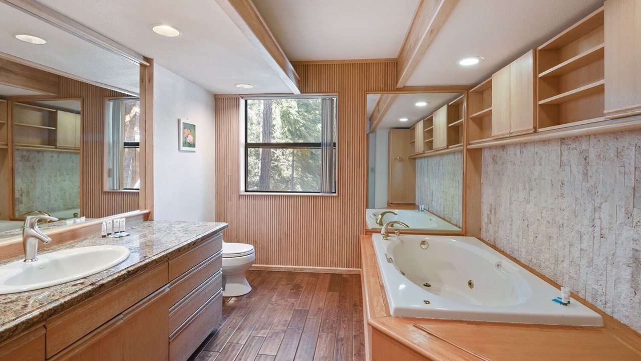 Photo of Bathroom in Truckee