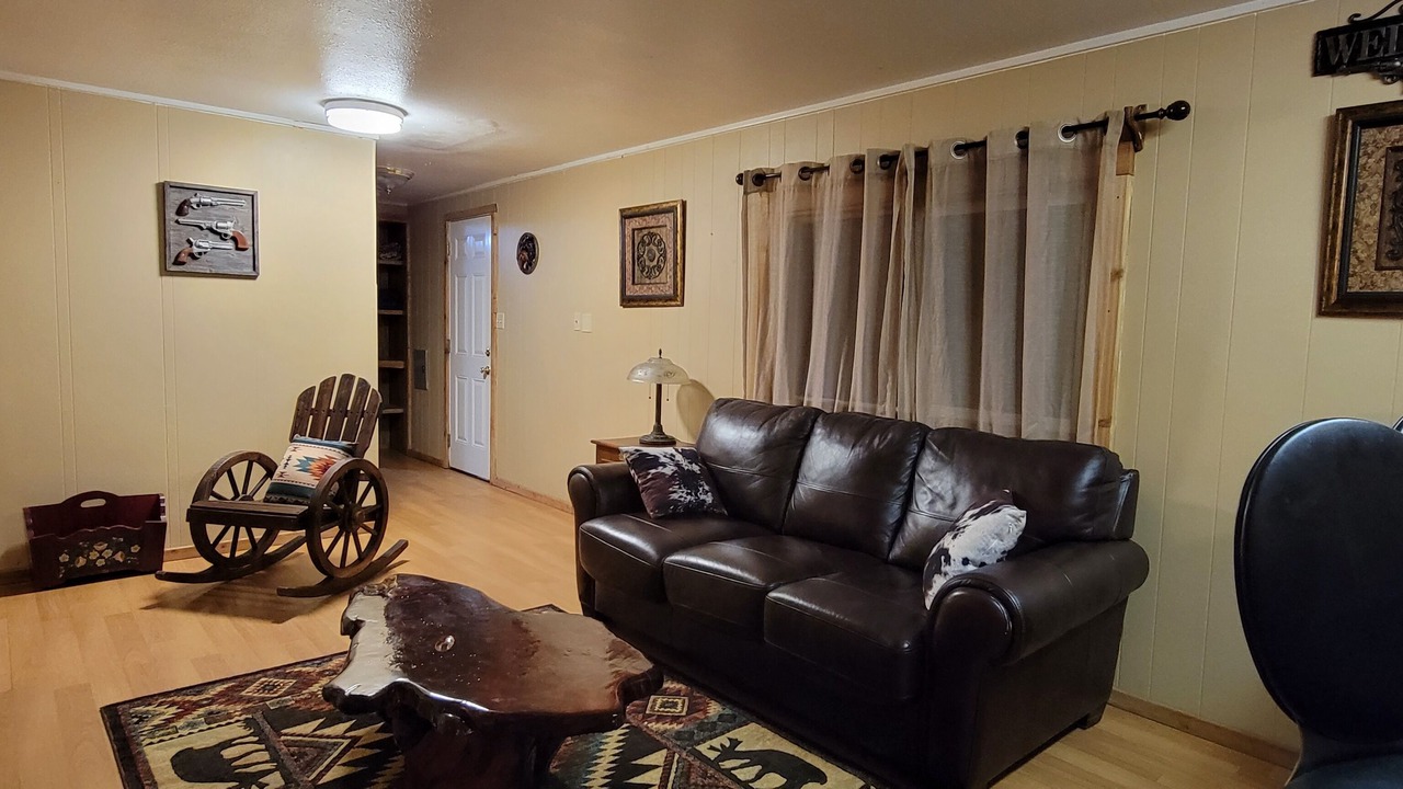 Photo of Livingroom in Shingletown