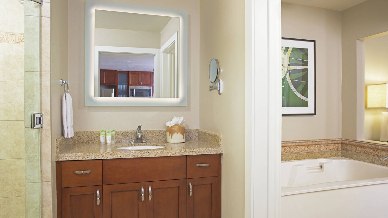 Photo of Bathroom in Desert Ridge