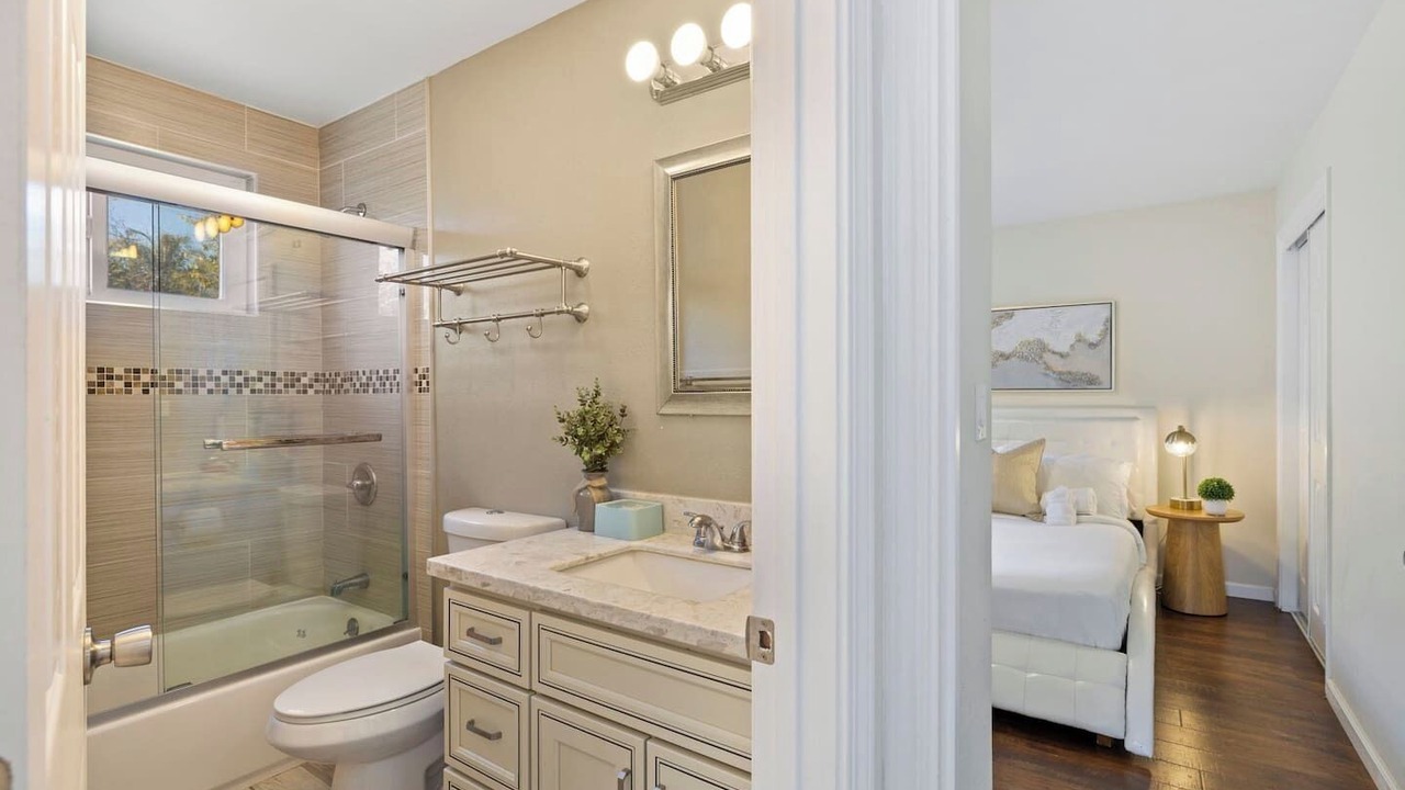 Photo of Bathroom in East Palo Alto
