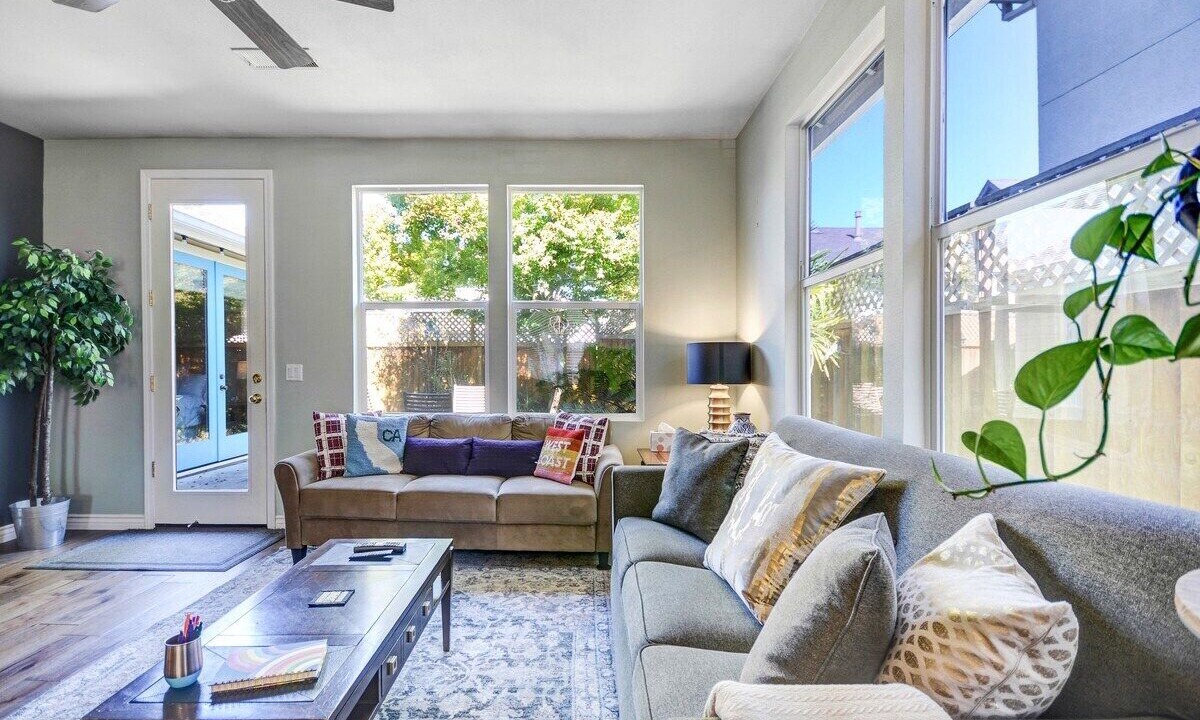 Photo of Livingroom in Southwest Santa Rosa