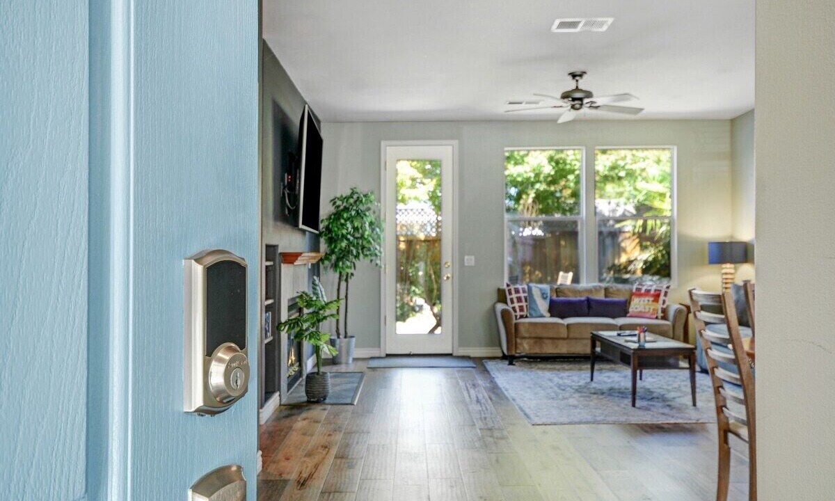 Photo of Livingroom in Southwest Santa Rosa
