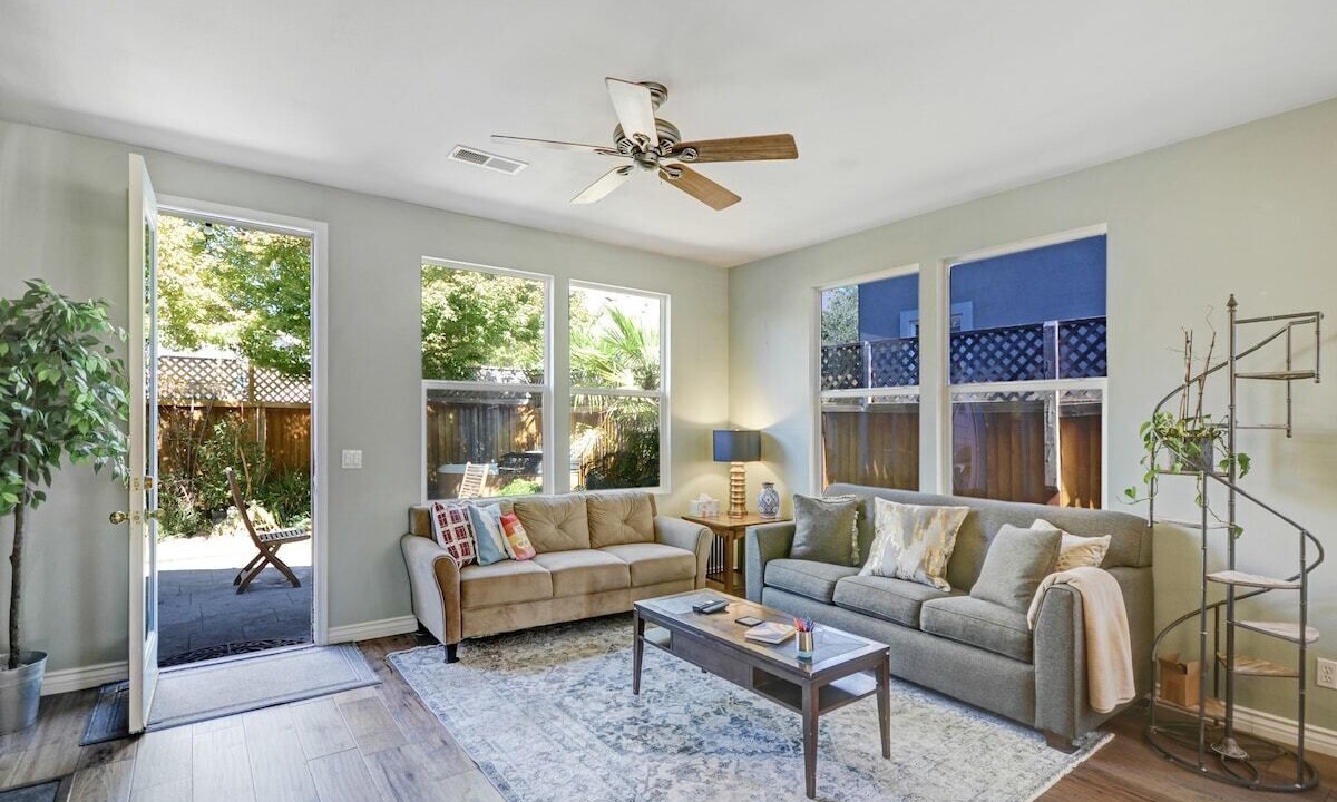 Photo of Livingroom in Southwest Santa Rosa