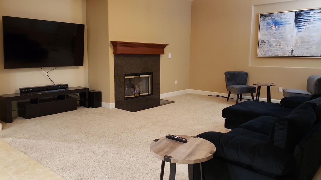 Photo of Livingroom in West Sacramento