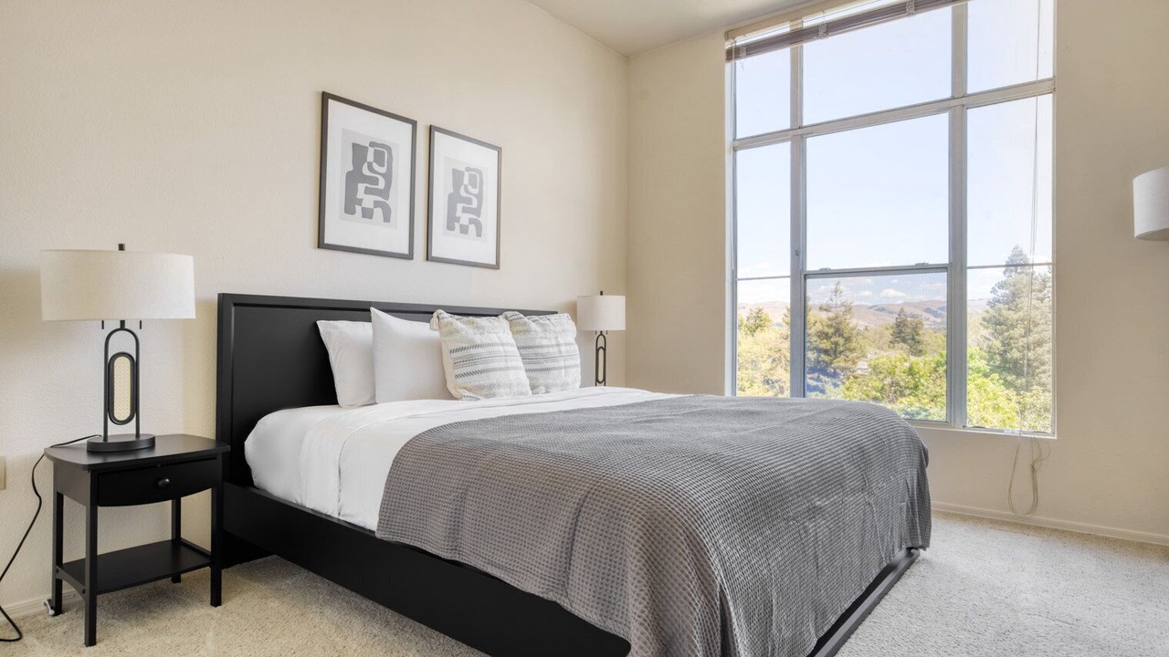 Photo of Bedroom in Central District