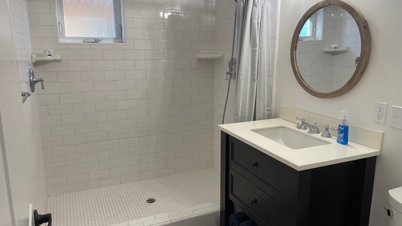 Photo of Bathroom in Shell Beach
