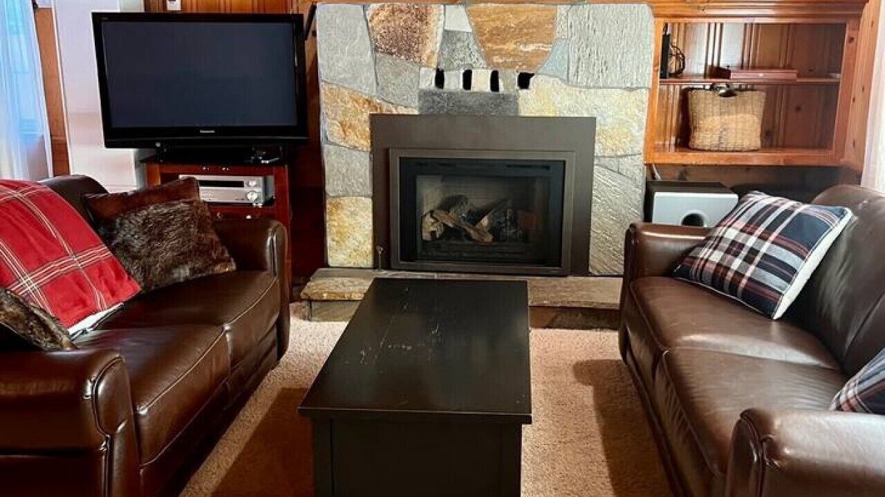 Photo of Livingroom in Sierra Tract
