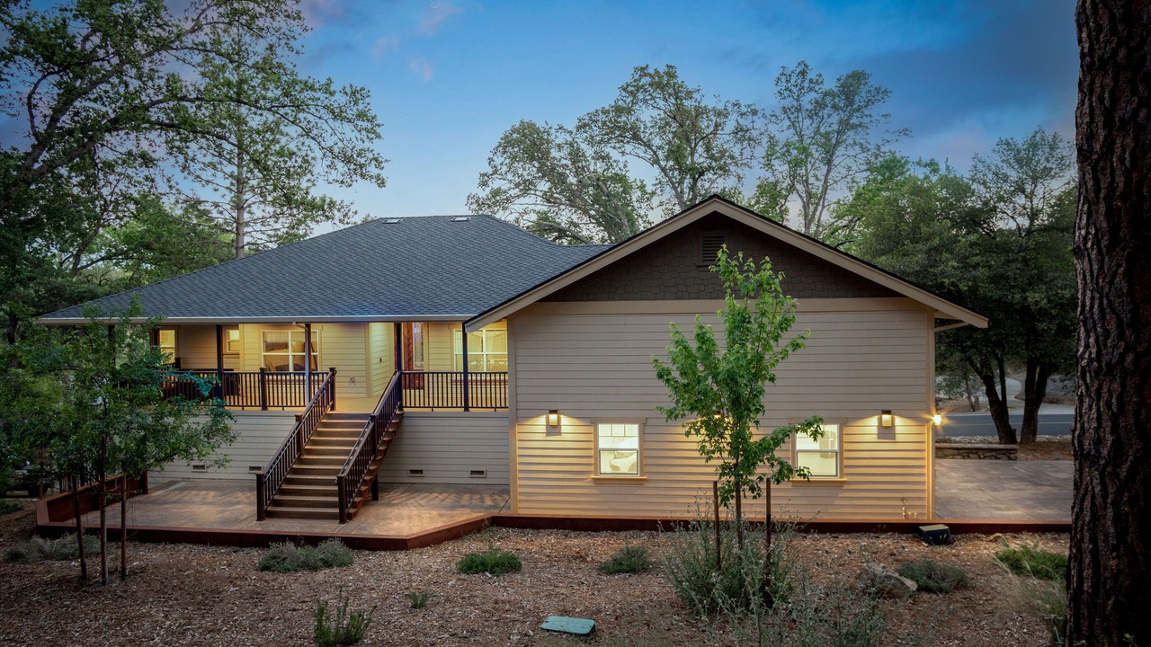 Photo of Outdoor in Groveland