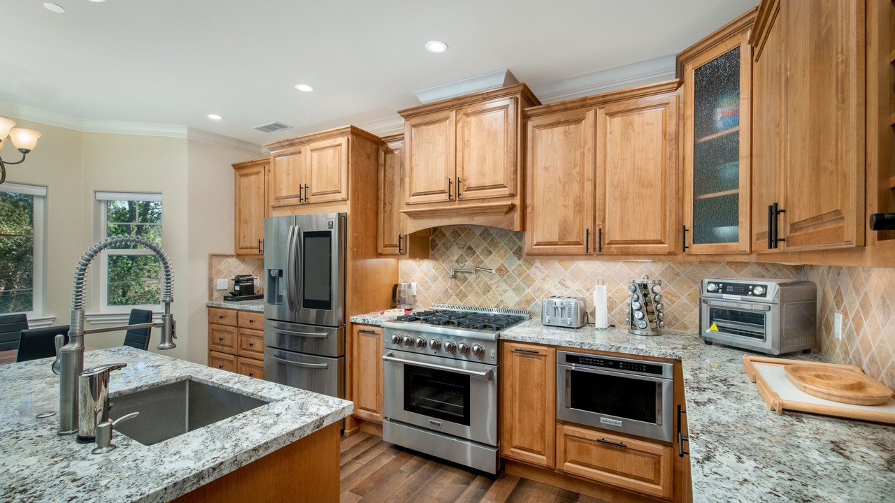 Photo of Kitchen in Groveland