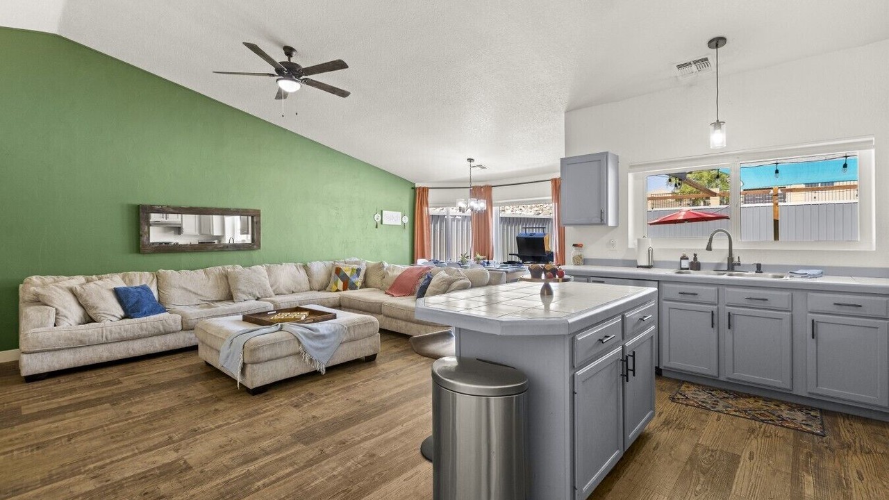 Photo of Bedroom in Sunridge Estates