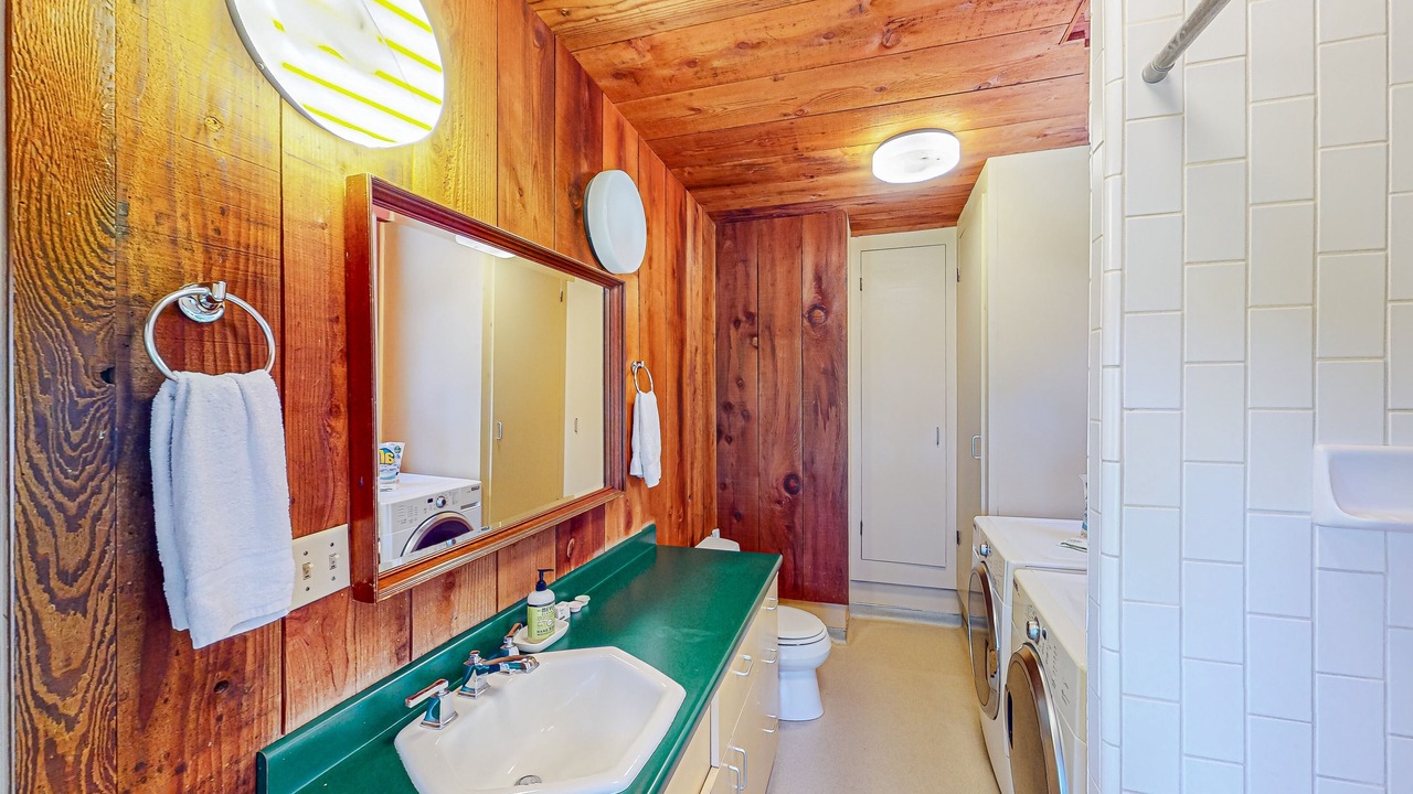 Photo of Bathroom in Templeton