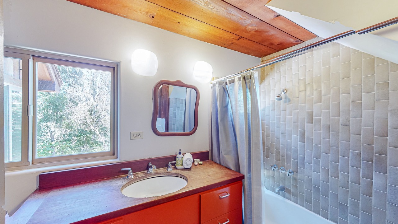 Photo of Bathroom in Templeton