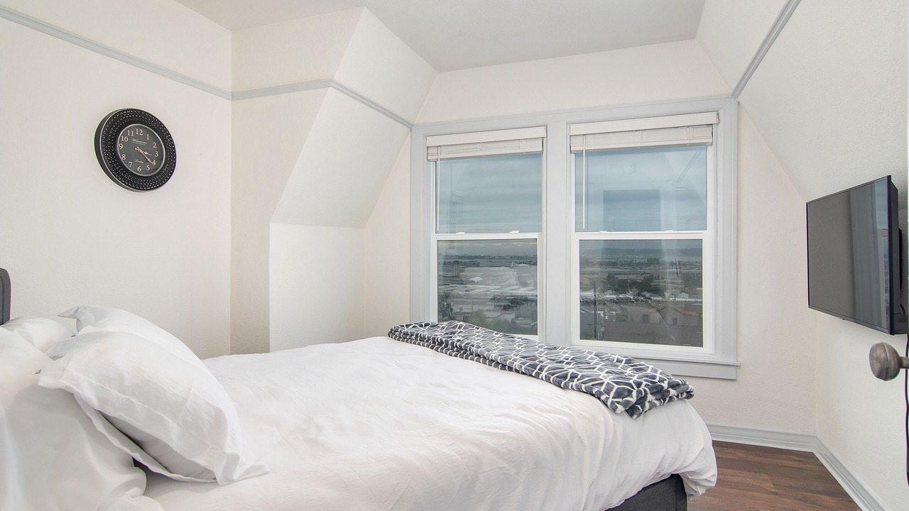 Photo of Bedroom in Mission Hills