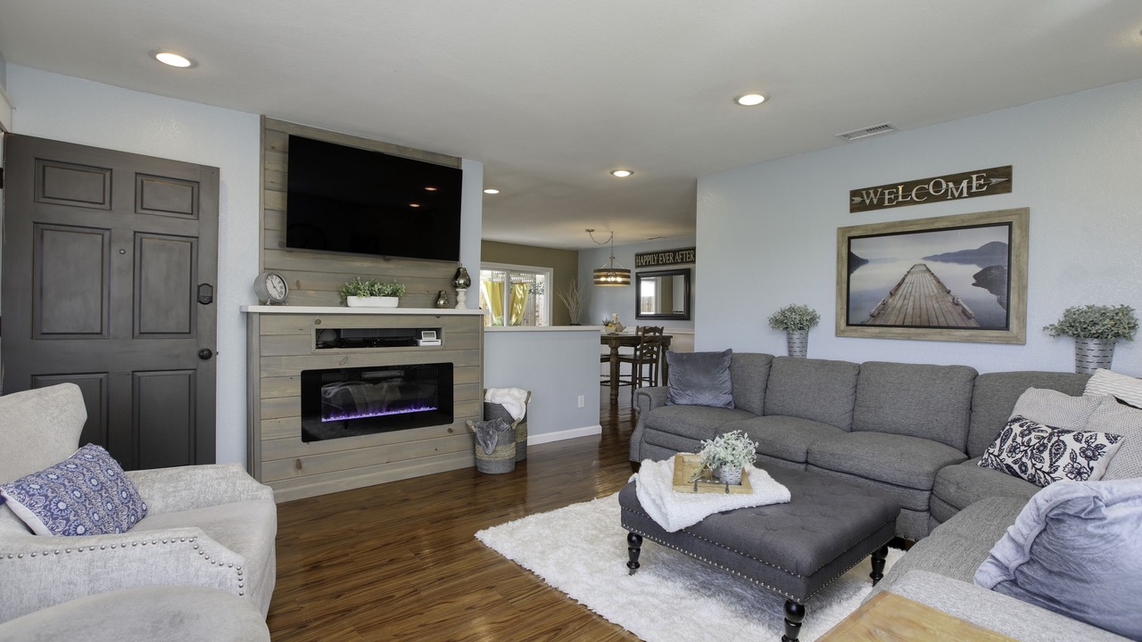 Photo of Livingroom in Nipomo