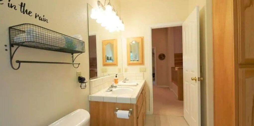 Photo of Bathroom in Shaver Lake