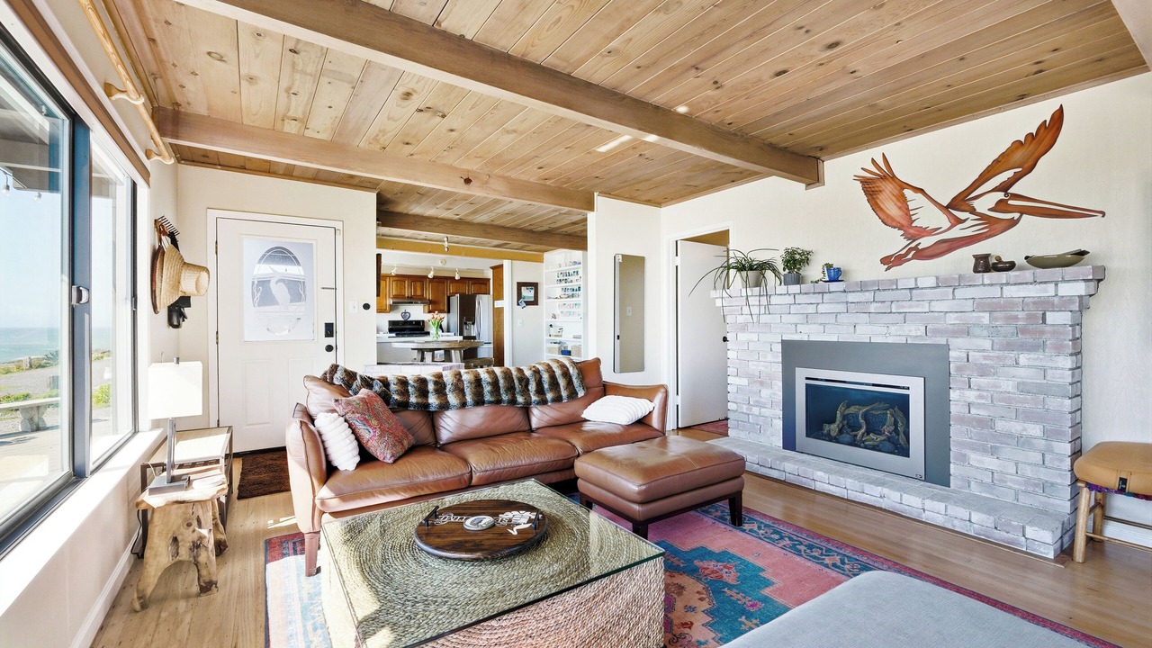 Photo of Livingroom in Bodega Bay