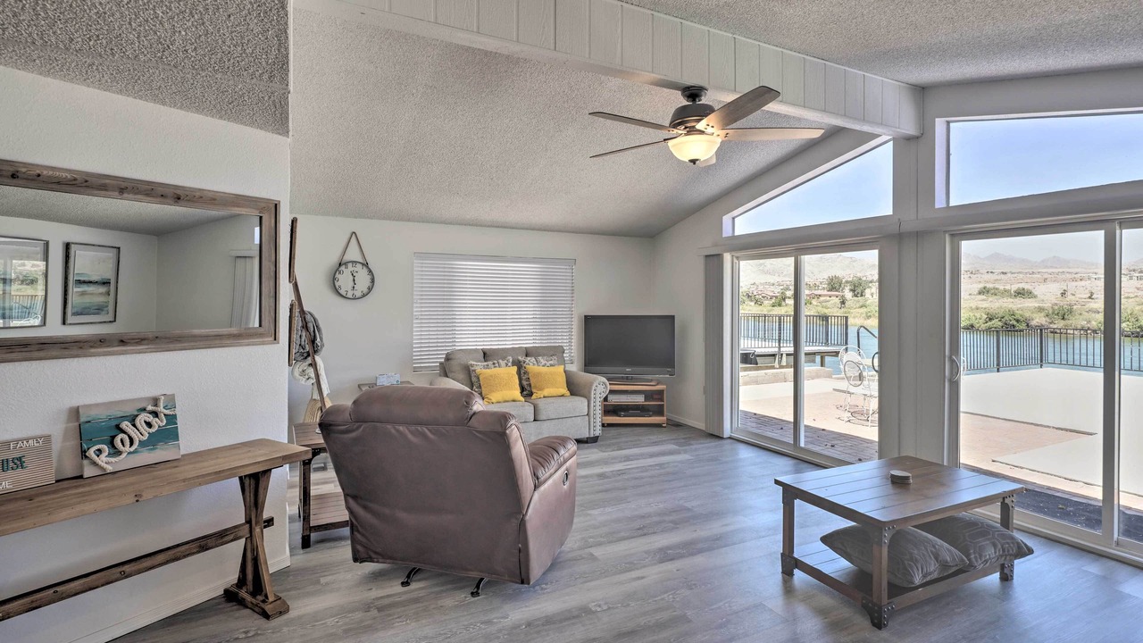 Photo of Bedroom in Holiday Shores