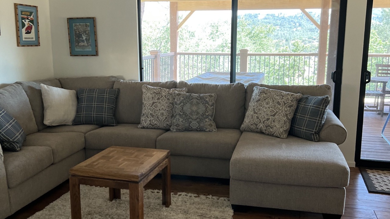 Photo of Livingroom in Oak Shores