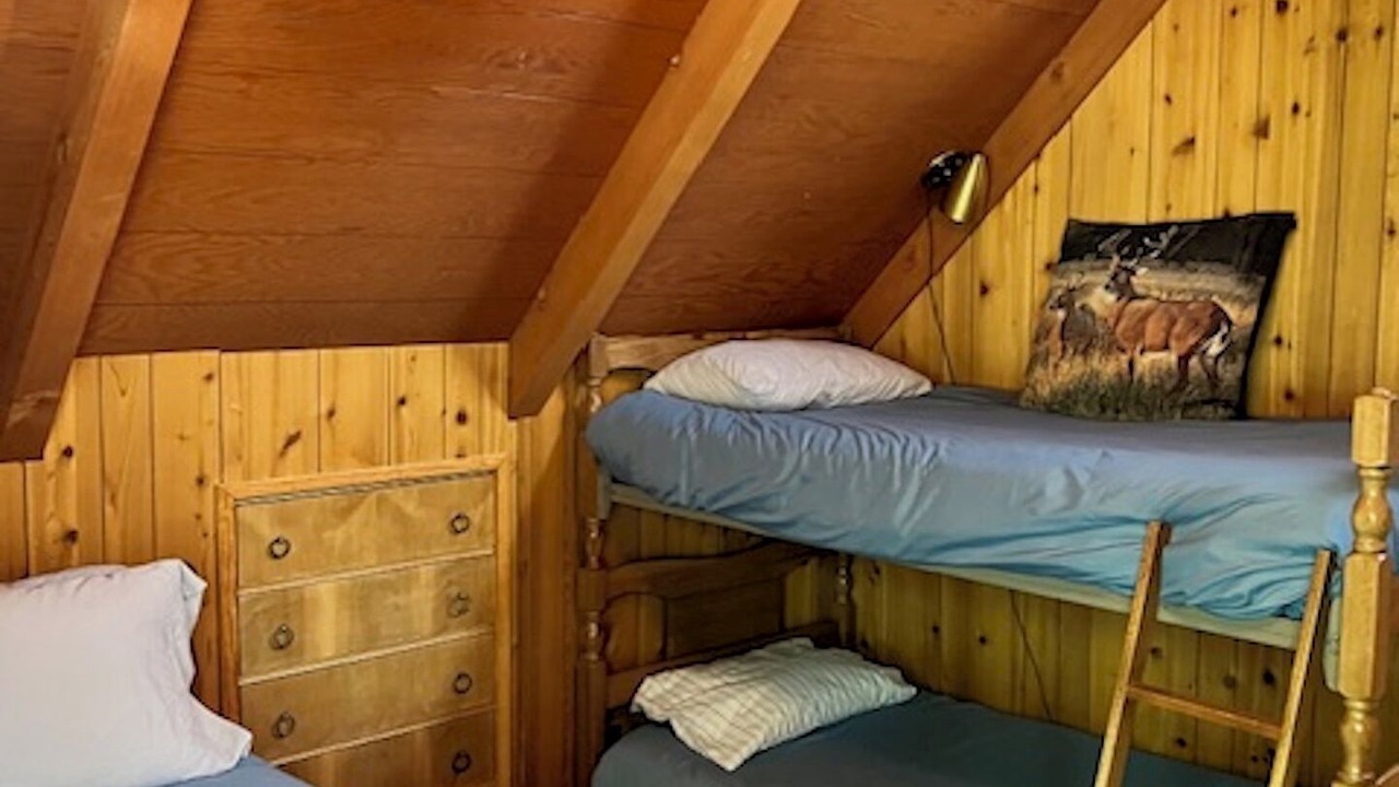 Photo of Bedroom in Lake Almanor Country Club