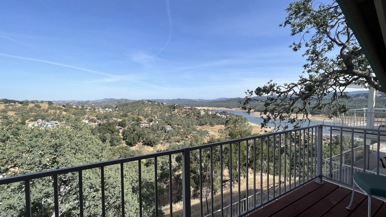 Photo of Outdoor in Oak Shores